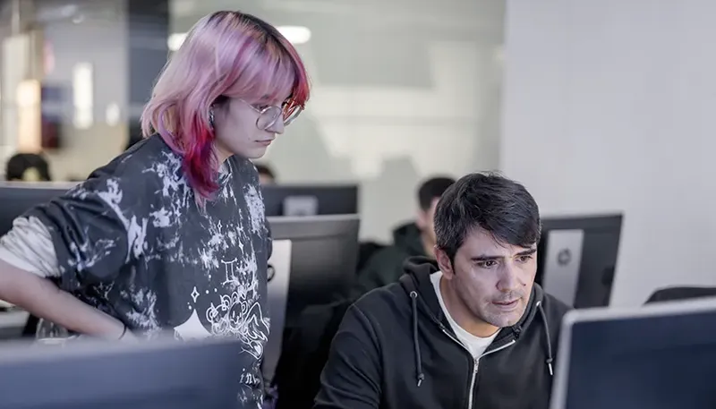 Aprendizaje guiado por profesionales del sector